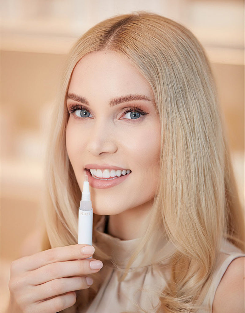 HOLLYWOOD SMILE WHITENING PEN