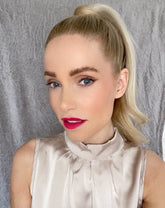 Linda mit MINT Lippenstift Natural Rose